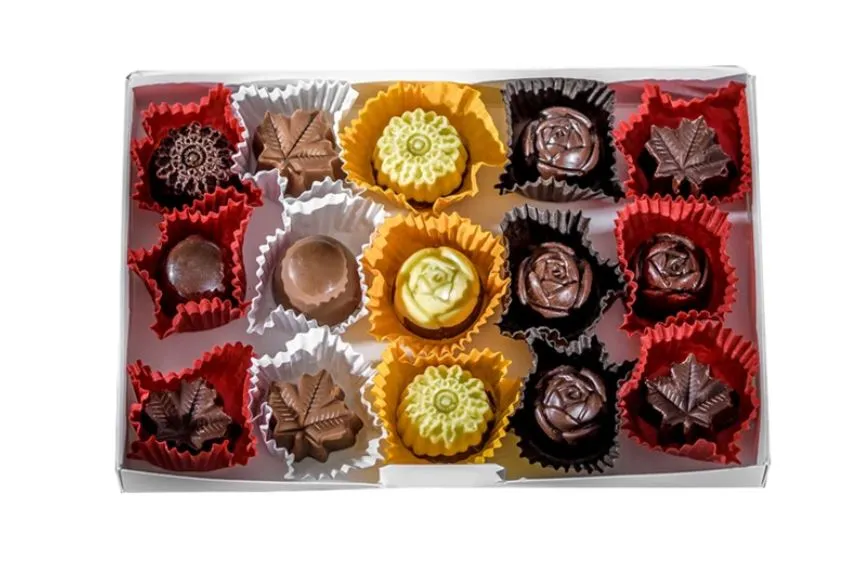 Assorted Chocolate Box (15 Pieces)