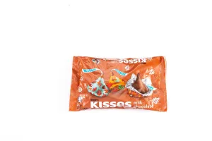 Kisses Milk Chocolate Hersheys Candy Pack (10.8 oz)